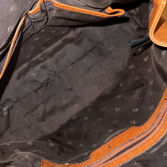 Kenneth Cole GUC Leather Handbag - Picture 10 of 11